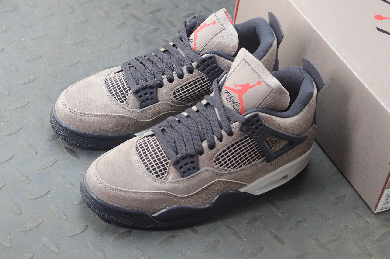 Air Jordan 4 Haze
