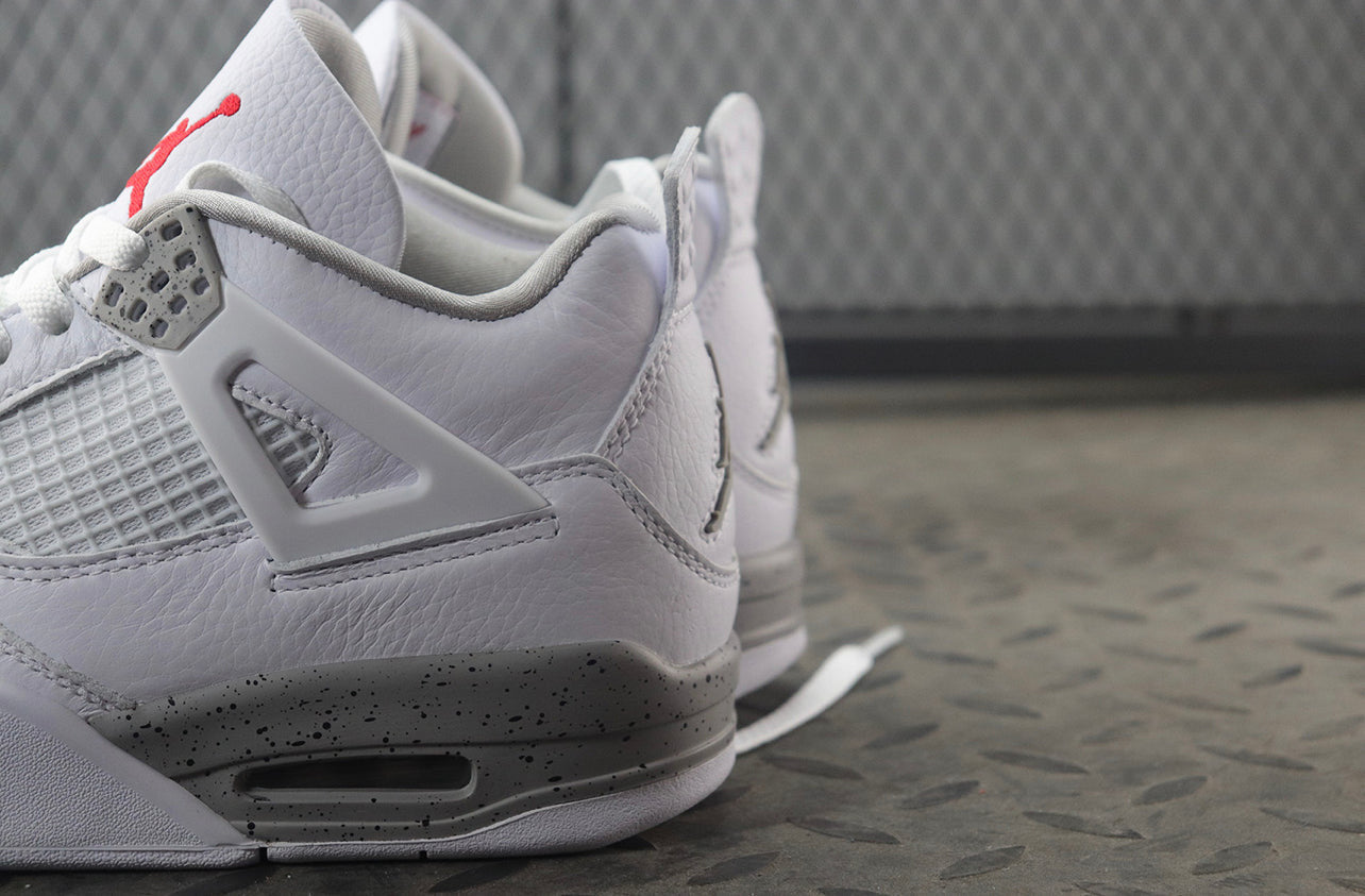 Air Jordan 4 White Oreo