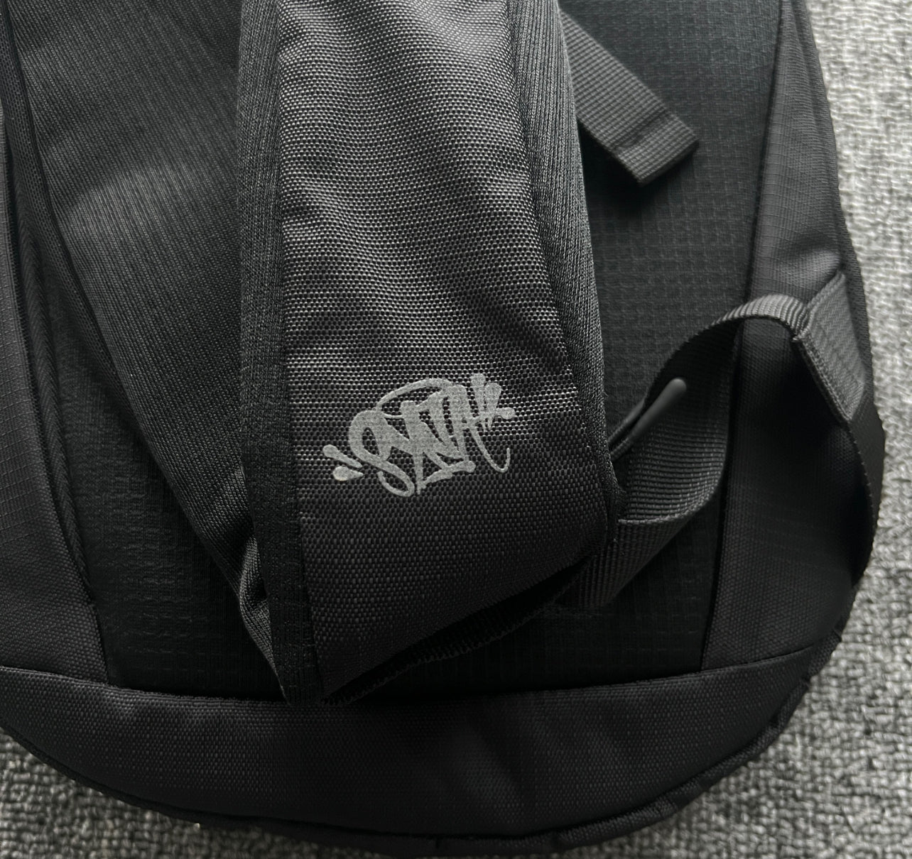 Syna World Bag