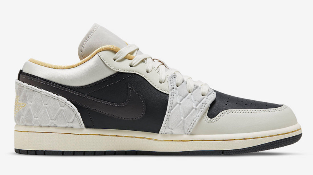 Air Jordan 1 Low Black-White