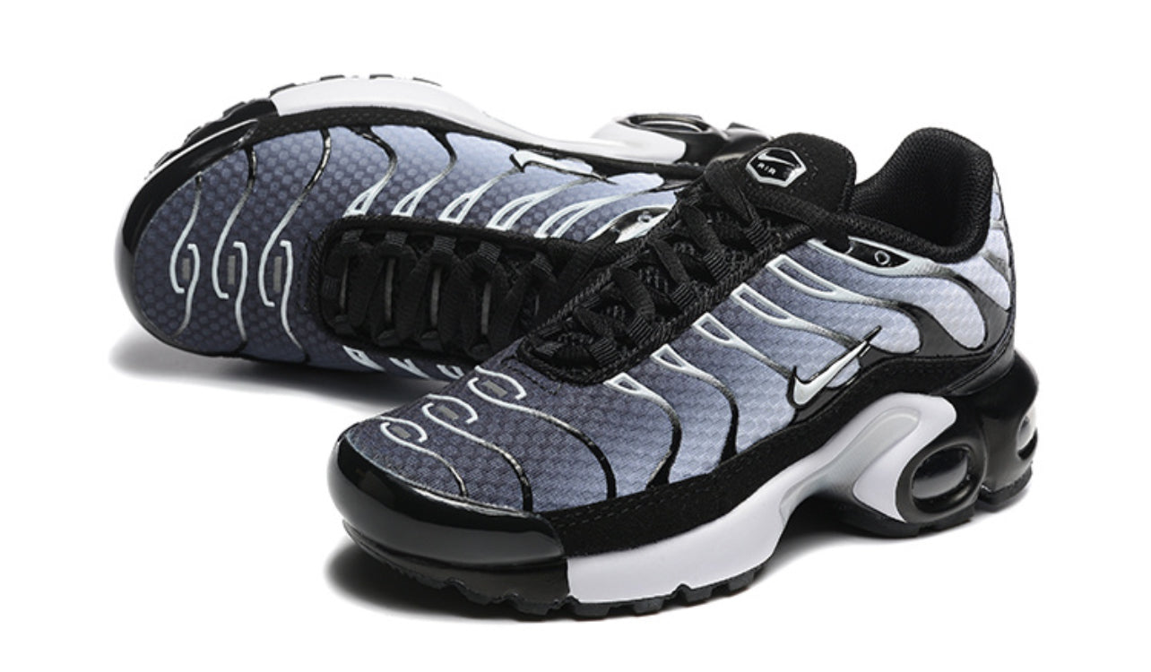 Air Plus TN Black-White-Metallic Silver