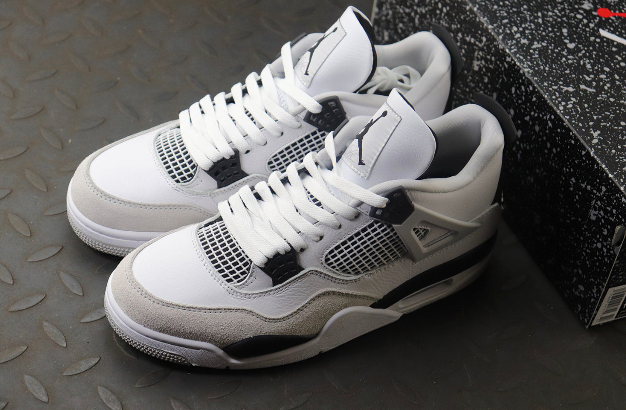 Air Jordan 4 Pure Money Black