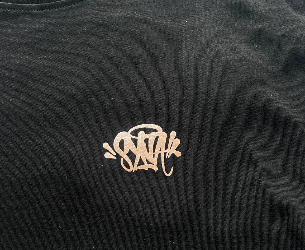 Syna World Long-sleeve T-shirts