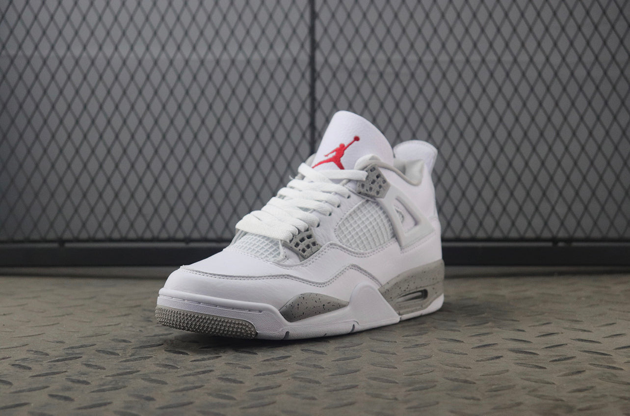 Air Jordan 4 White Oreo
