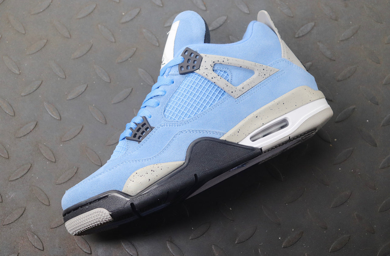 Air Jordan 4 UNC Blue
