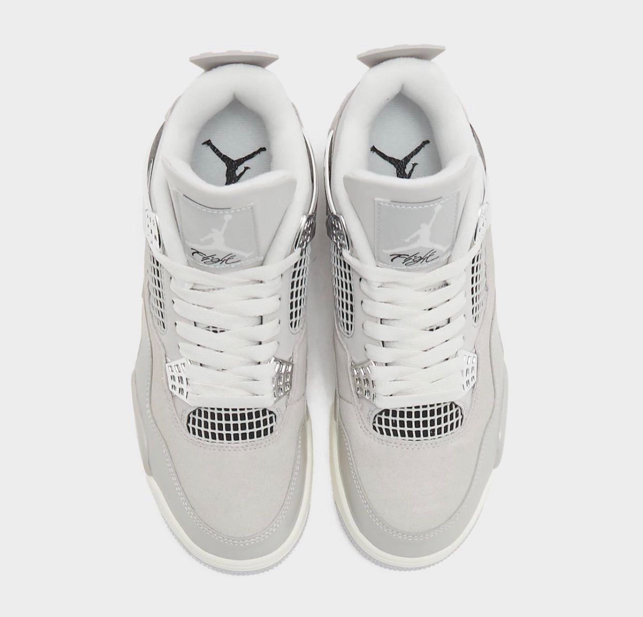 Air Jordan 4 Frozen Moments