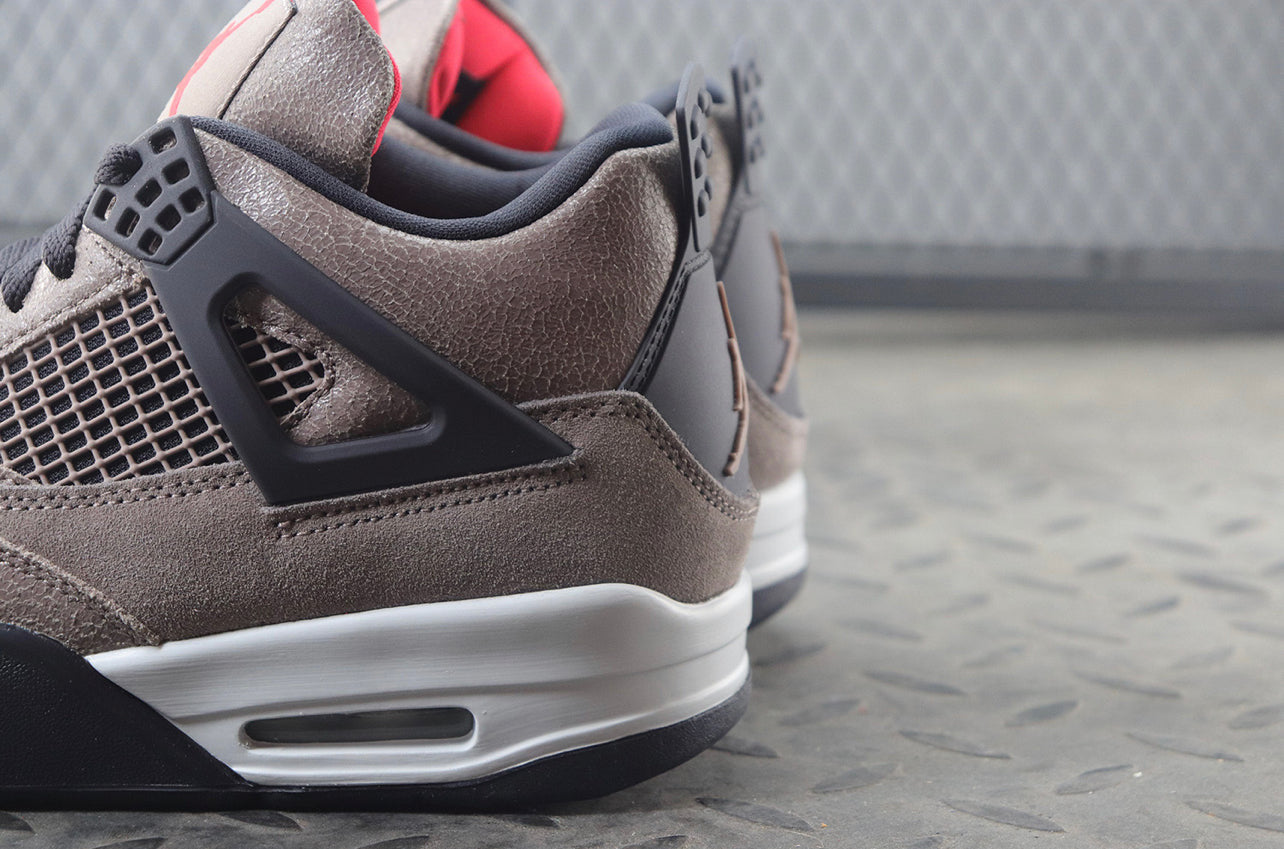 Air Jordan 4 Haze