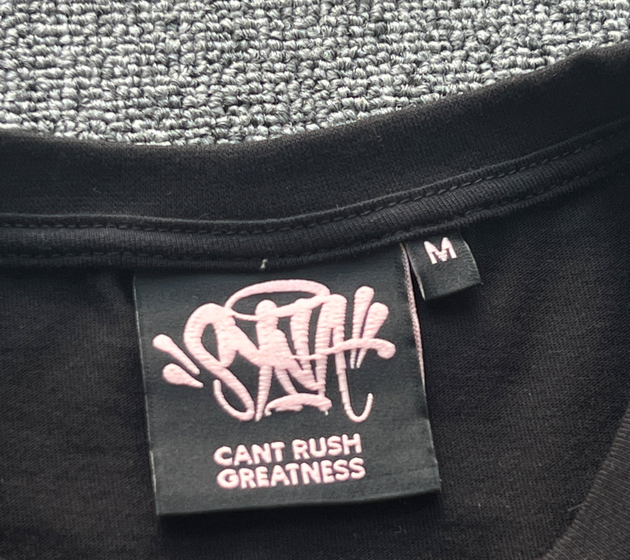 Syna World Long-sleeve T-shirts