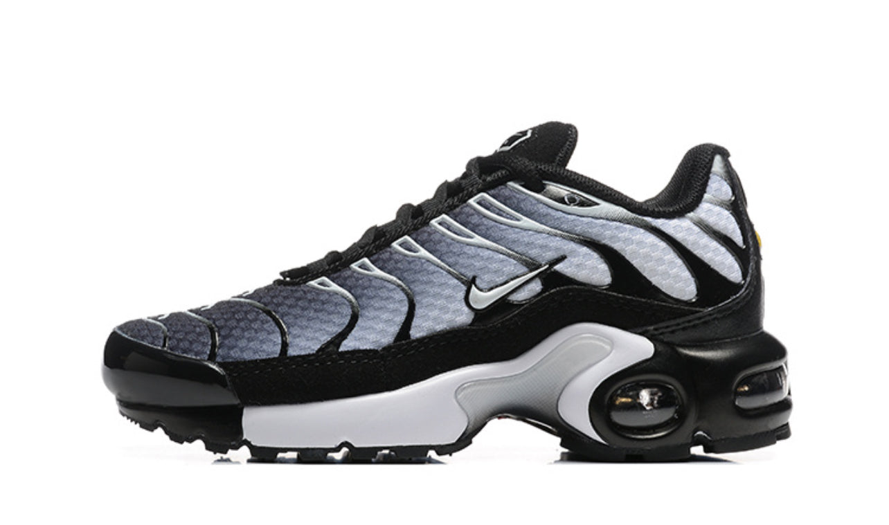 Air Plus TN Black-White-Metallic Silver