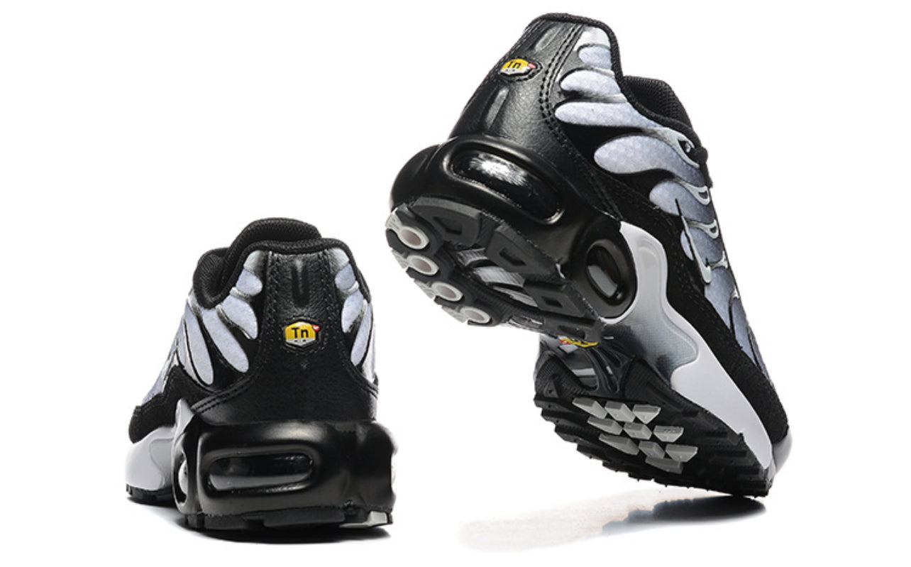 Air Plus TN Black-White-Metallic Silver