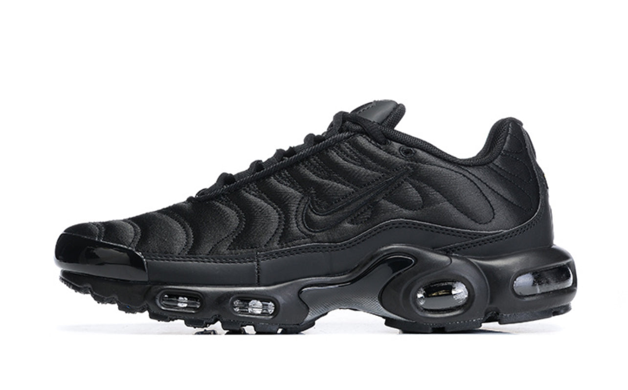 Air Plus TN Utility Black