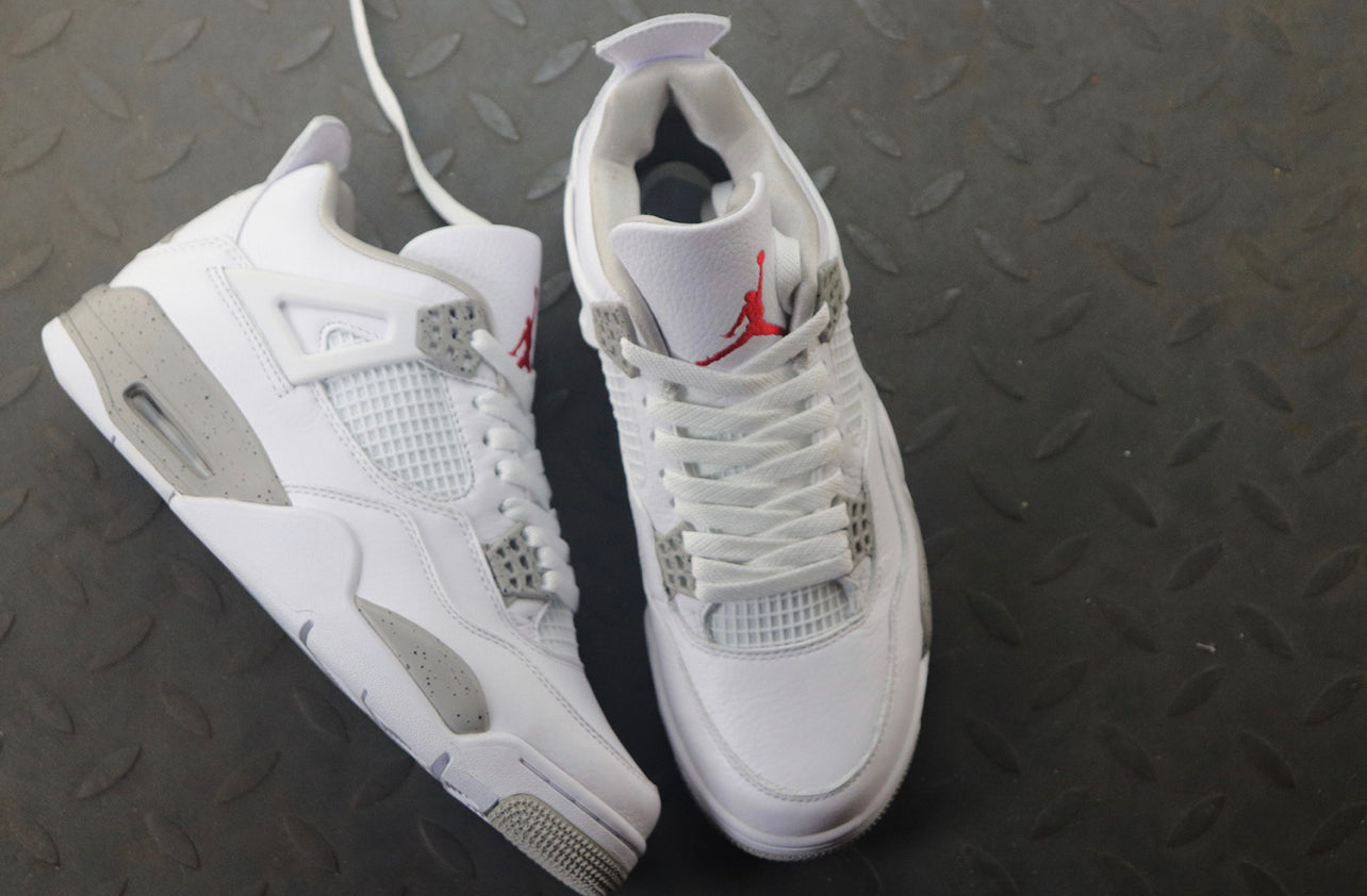 Air Jordan 4 White Oreo