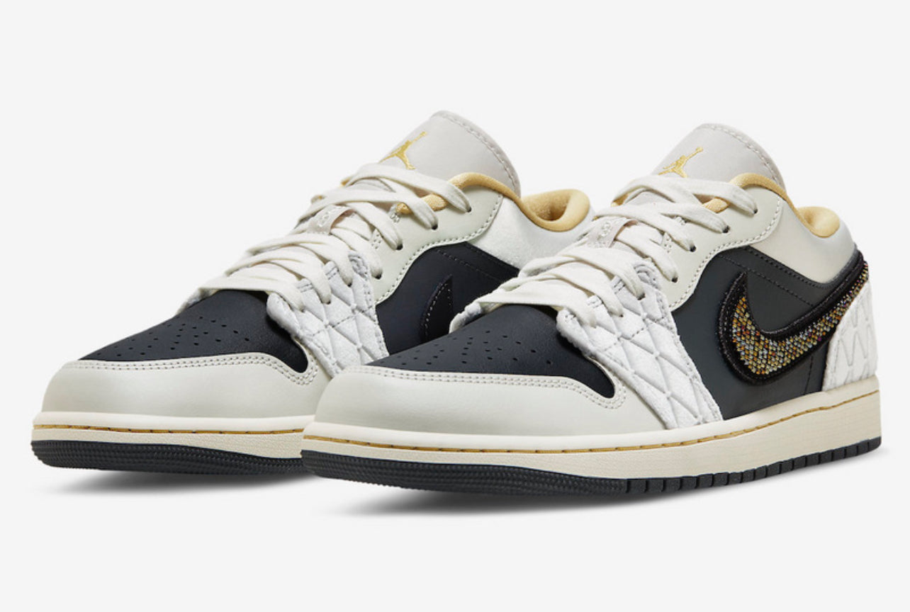 Air Jordan 1 Low Black-White