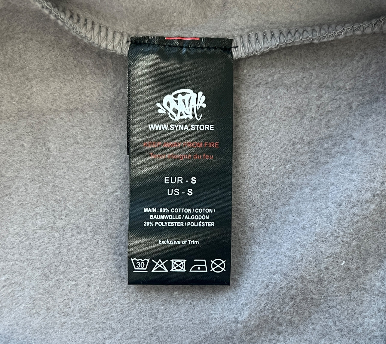 Syna World Hoodies