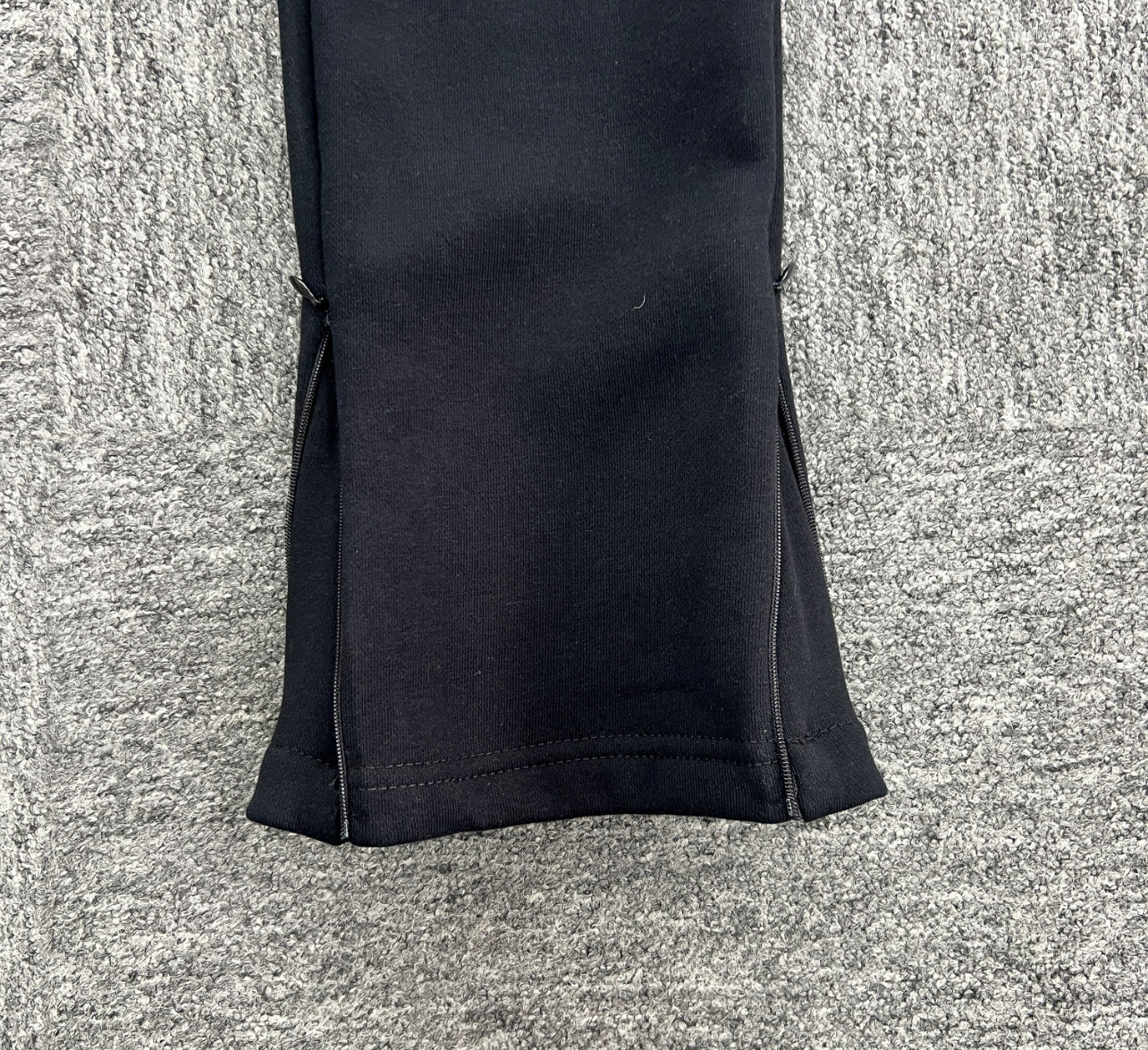 Syna World Hoodie & Pants