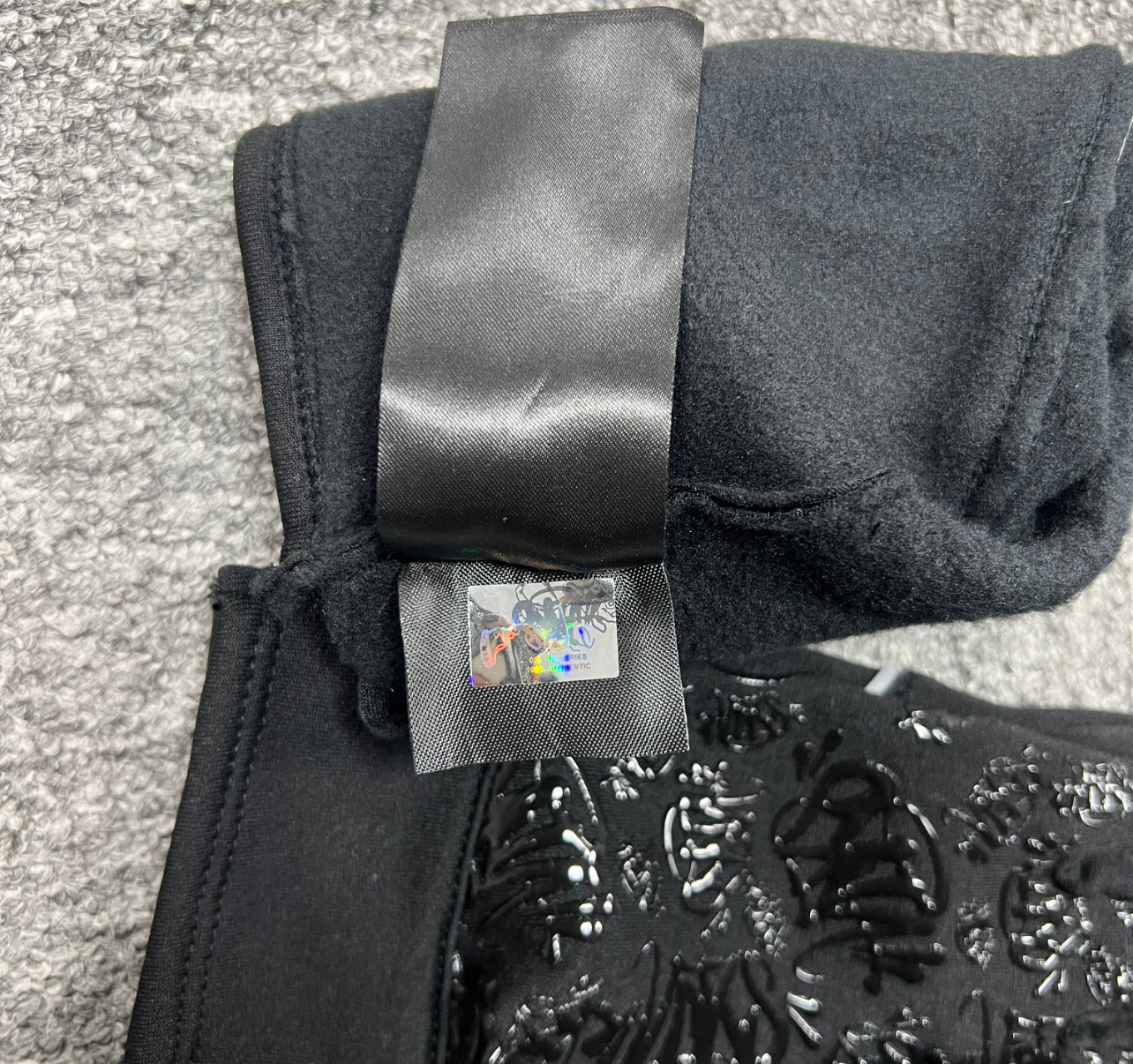 Syna World Gloves