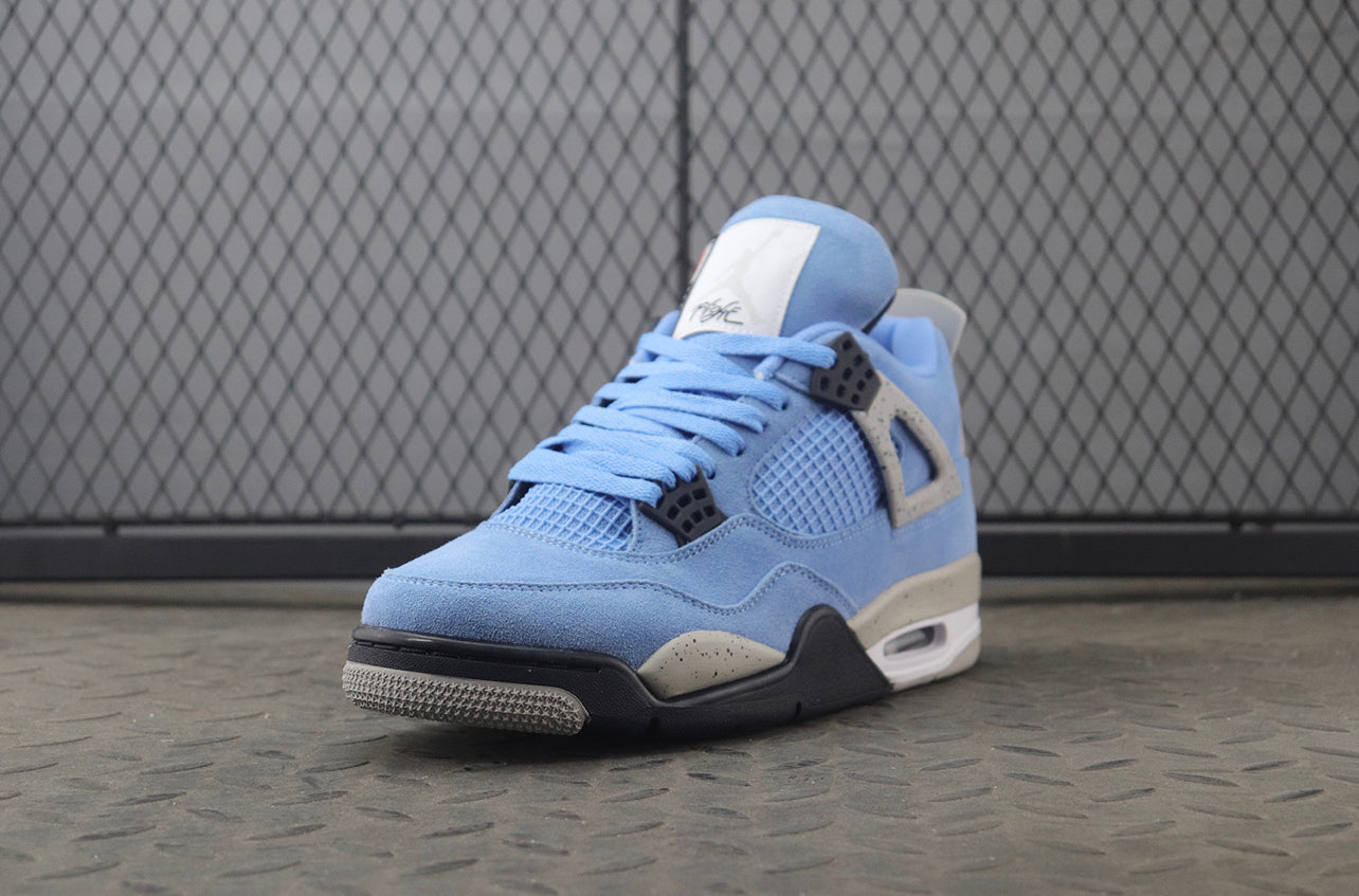 Air Jordan 4 UNC Blue