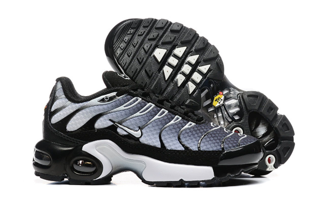 Air Plus TN Black-White-Metallic Silver