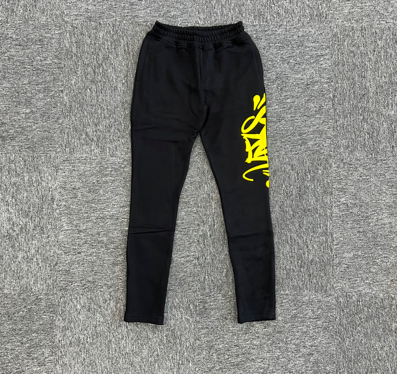 Syna World Hoodie & Pants