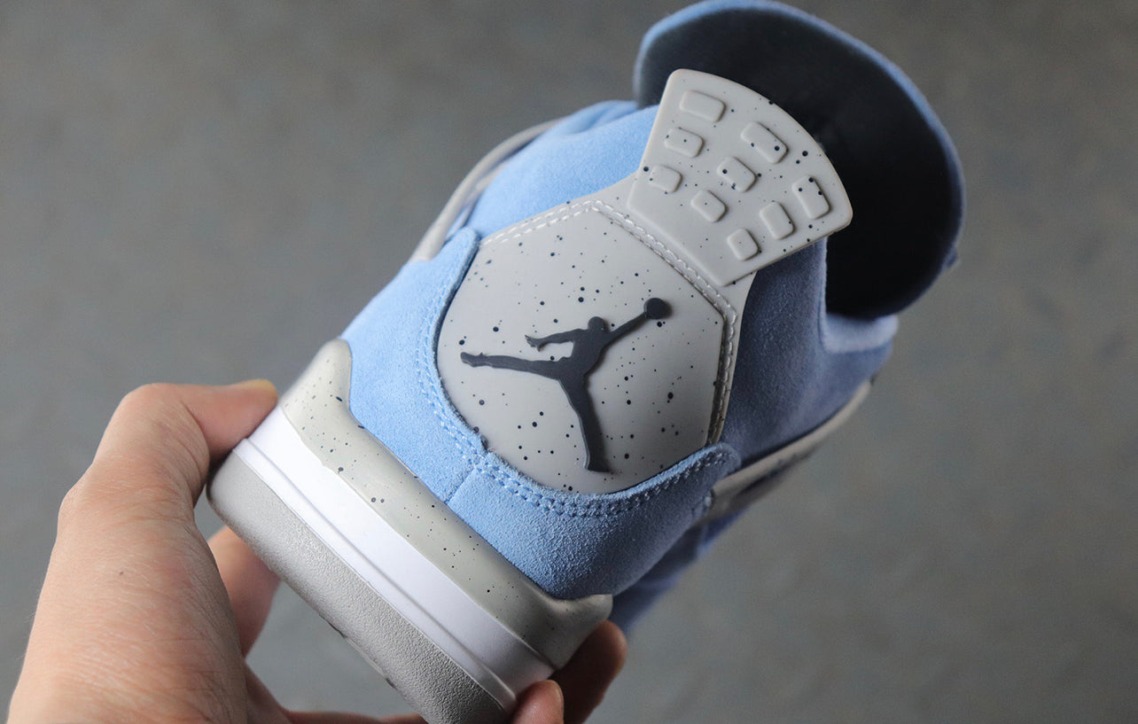 Air Jordan 4 UNC Blue