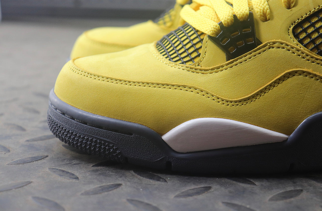 Air Jordan 4 Lightning