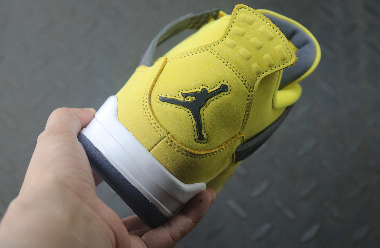 Air Jordan 4 Lightning