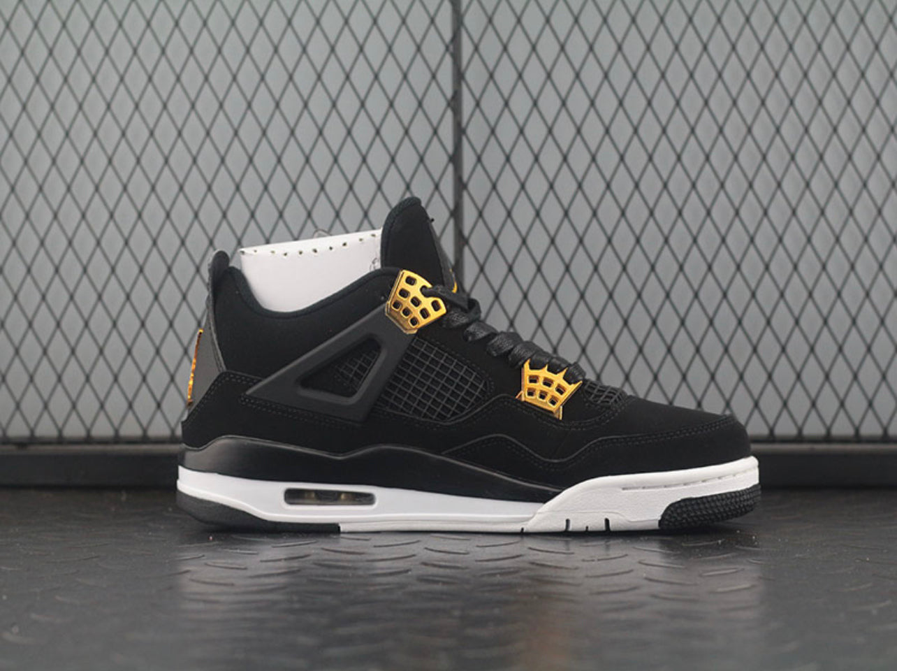 Air Jordan 4 Royal