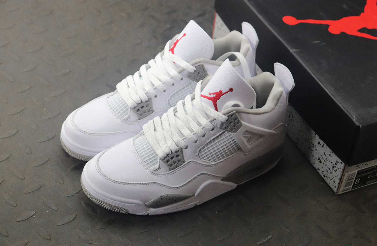 Air Jordan 4 White Oreo