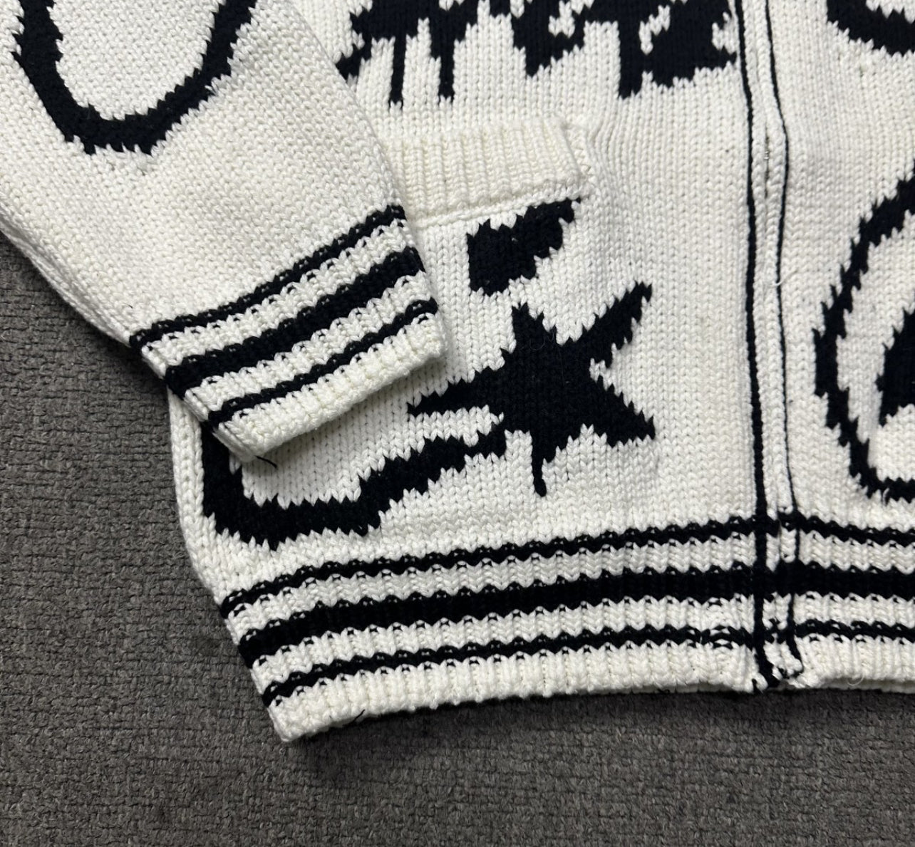 Corteiz Cardigan