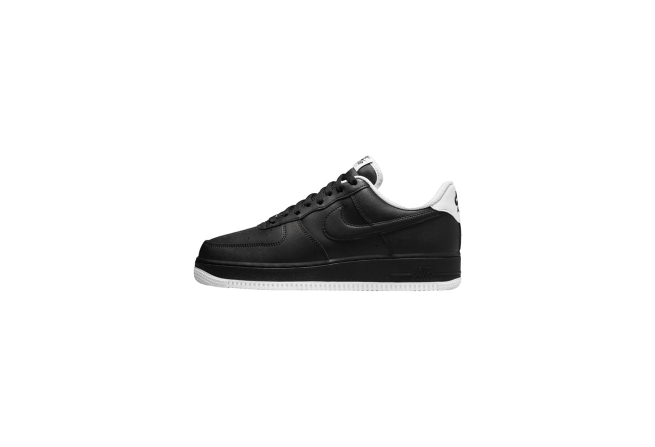 Nike air force one store low black and white