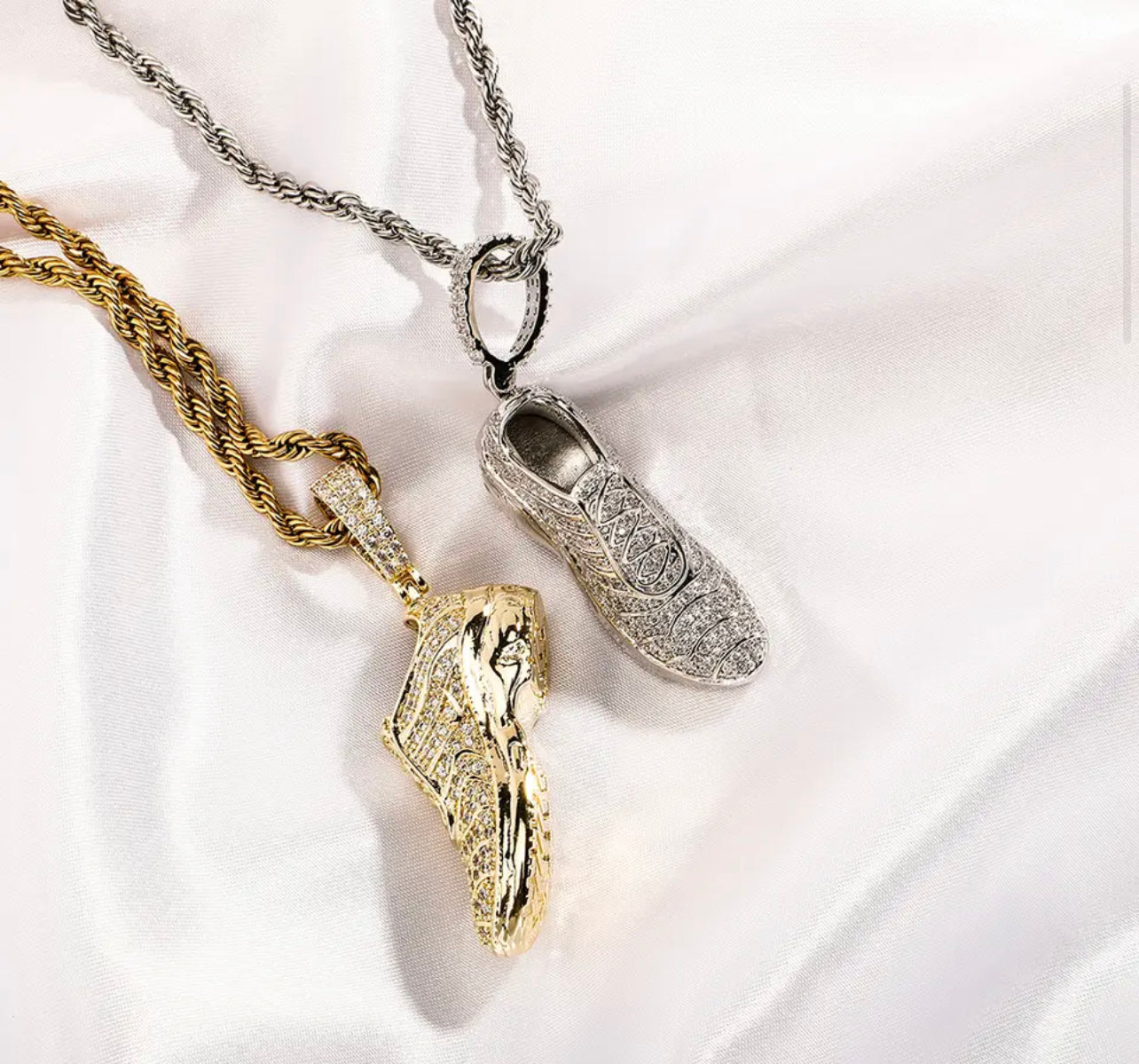 TN Air Gold Pendent Chain