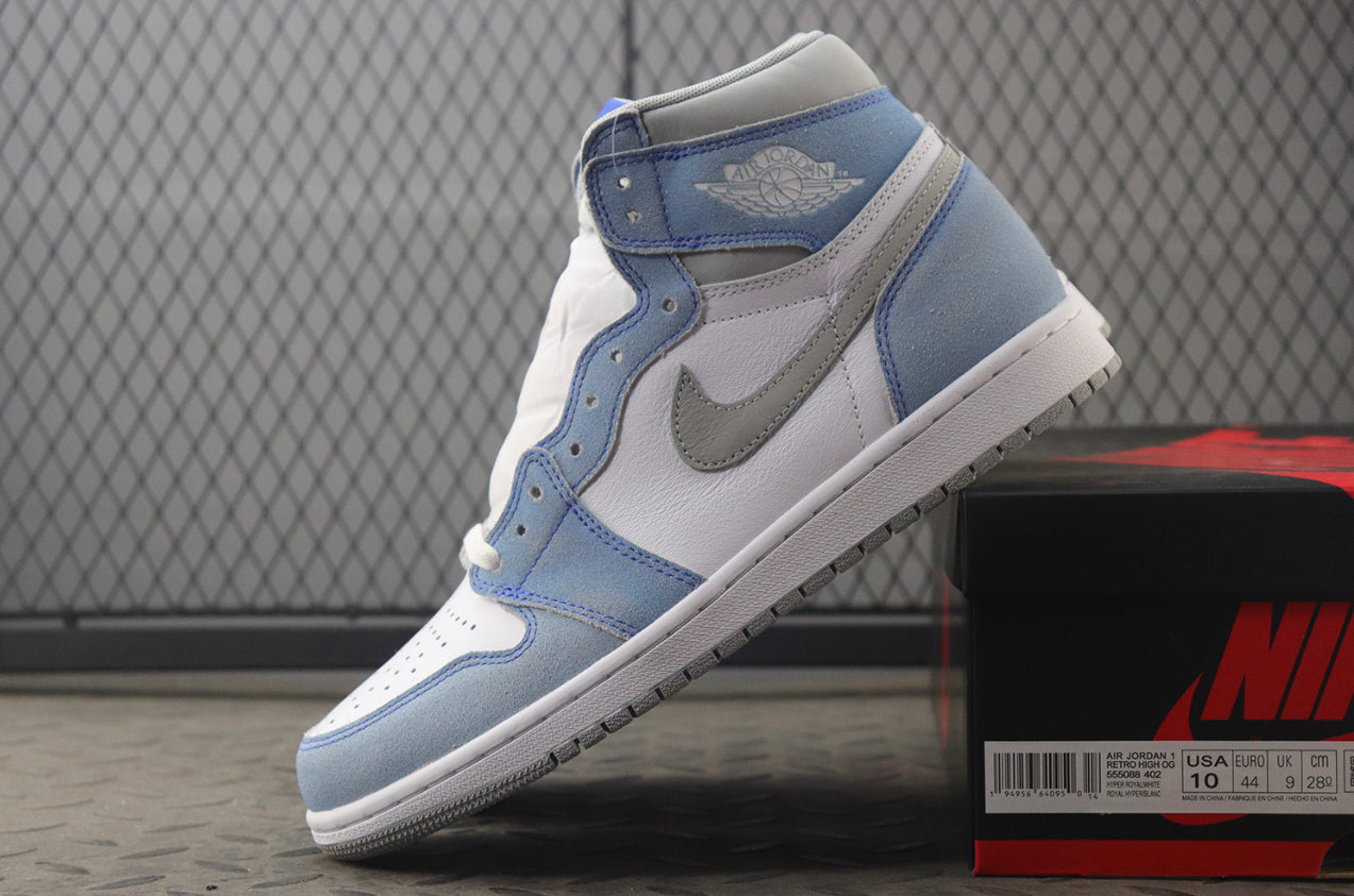 Air Jordan 1 Hyper Royal