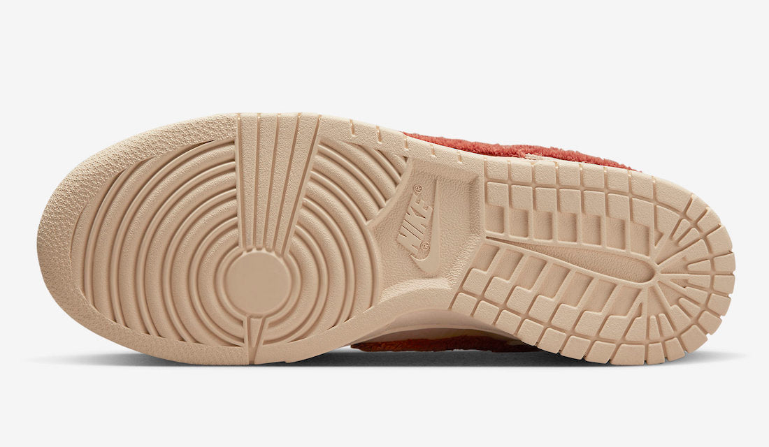 Dunk Low Terry Swoosh