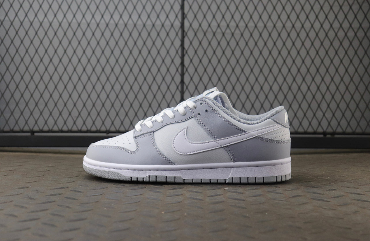 Dunk SB Low Grey-White