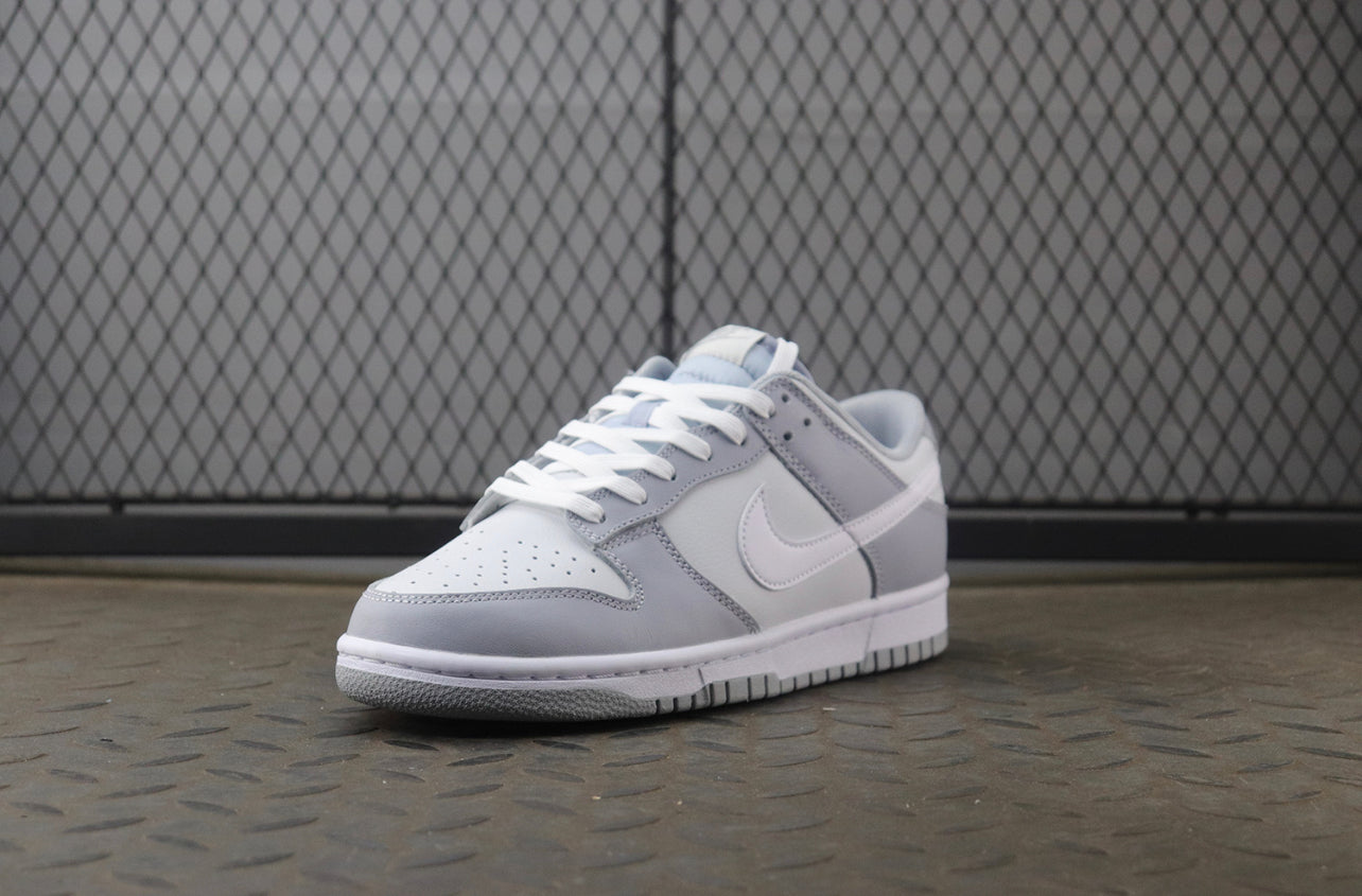 Dunk SB Low Grey-White