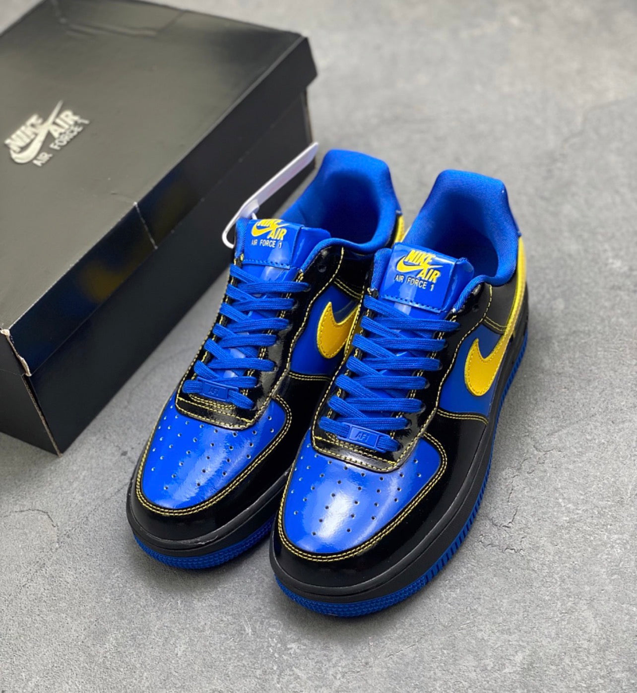 Air Force 1 Low Syna World