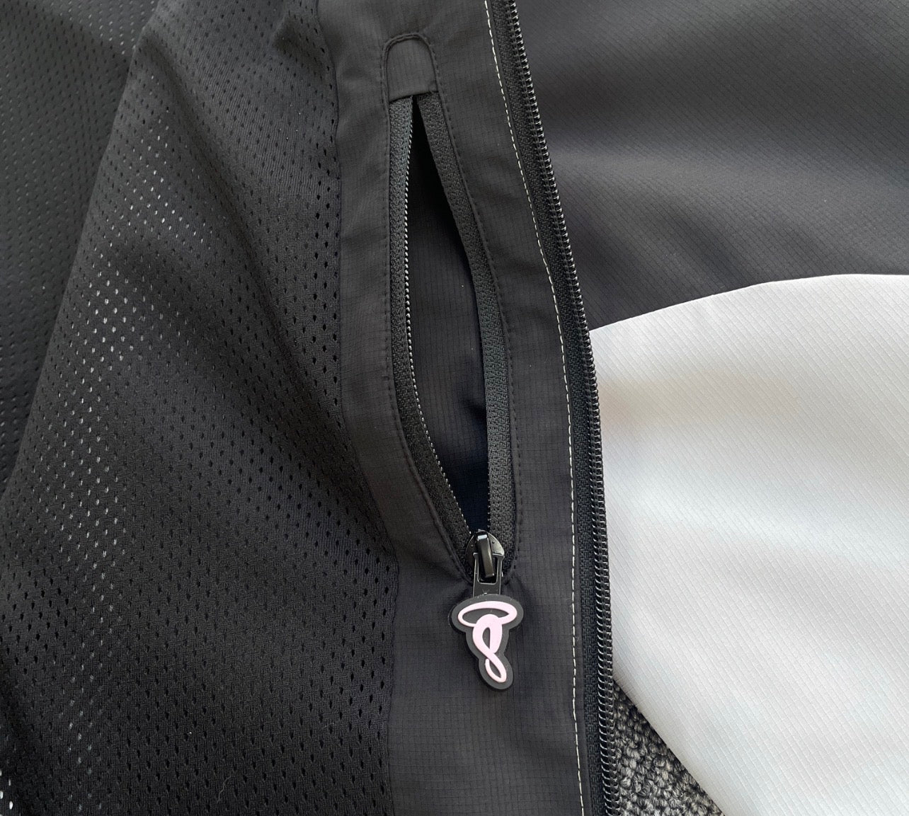 Syna World Dynamic Track Top