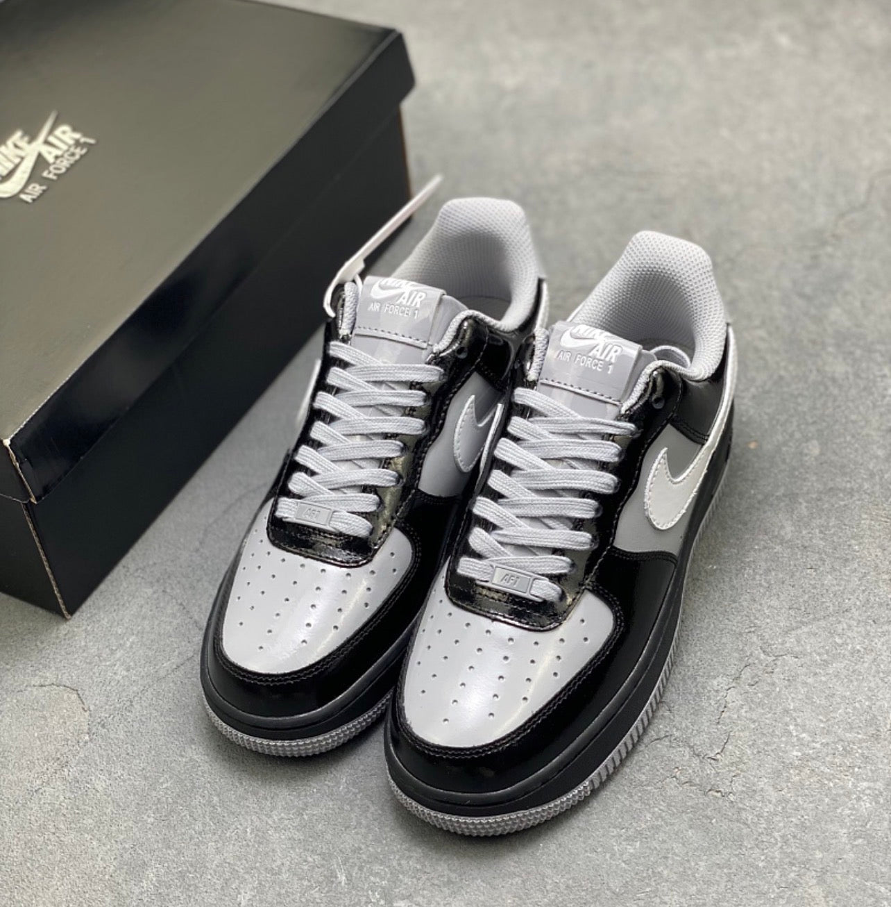 Air Force 1 Low Syna World