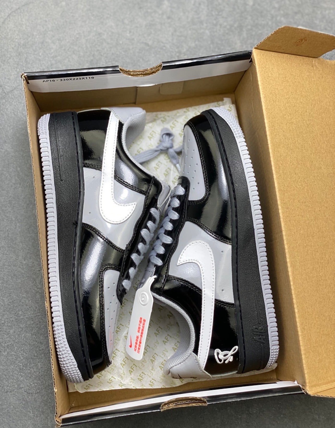 Air Force 1 Low Syna World