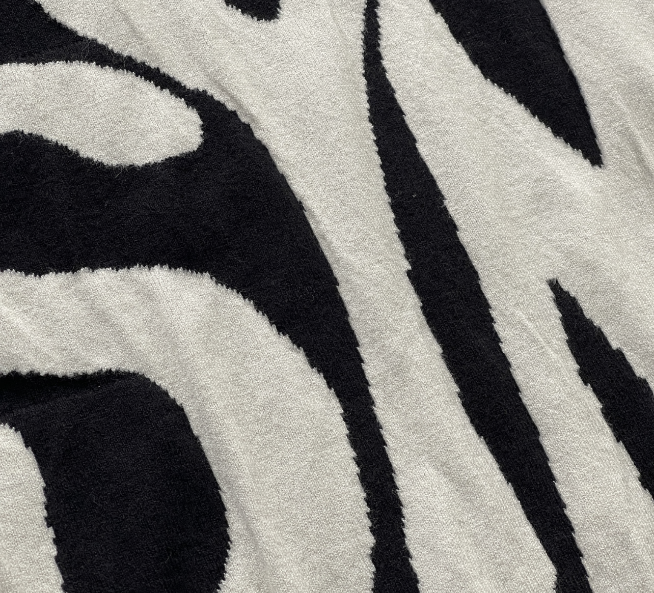 Syna World Cashmere Sweater