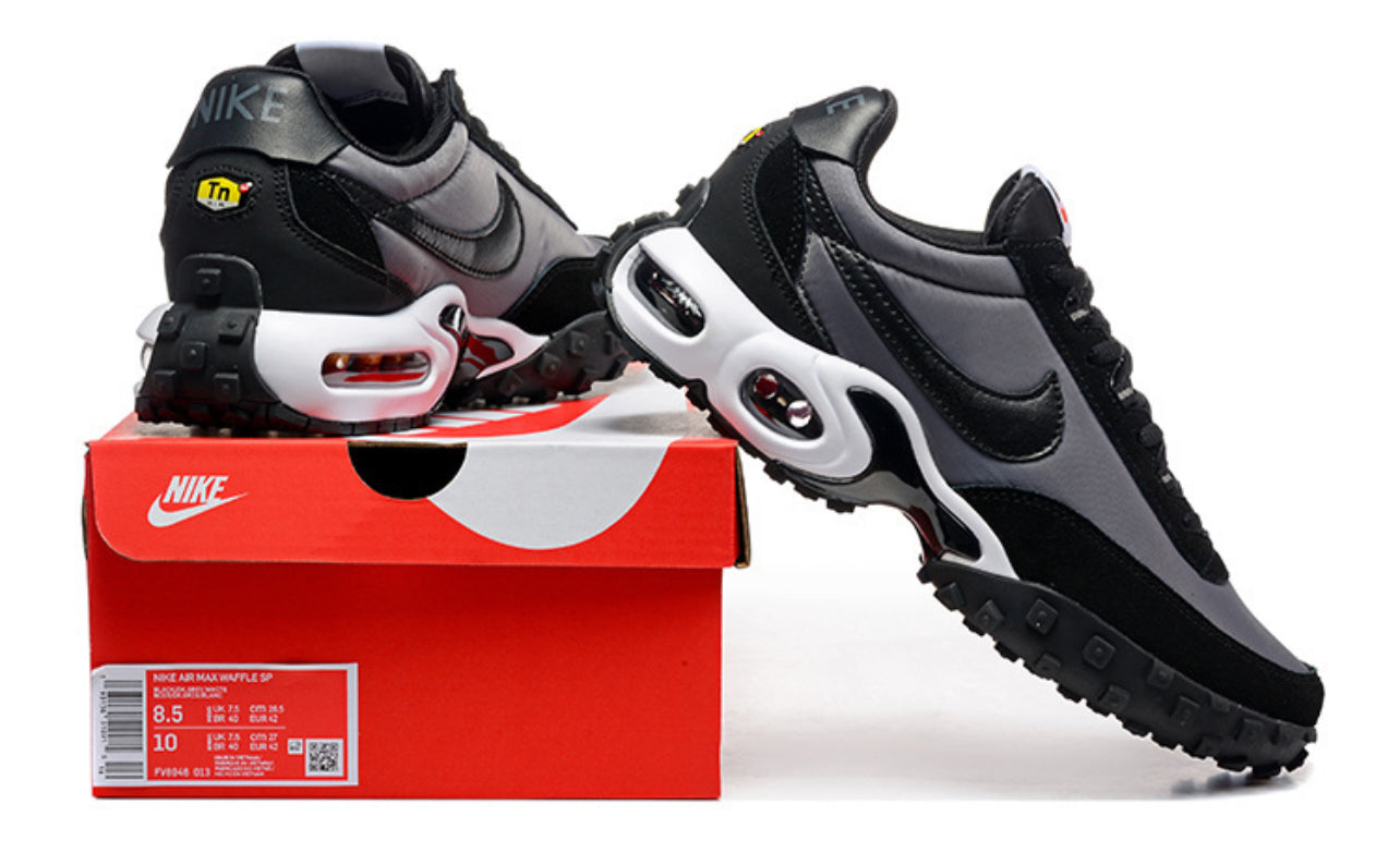 Air Max Waffle Black-Grey