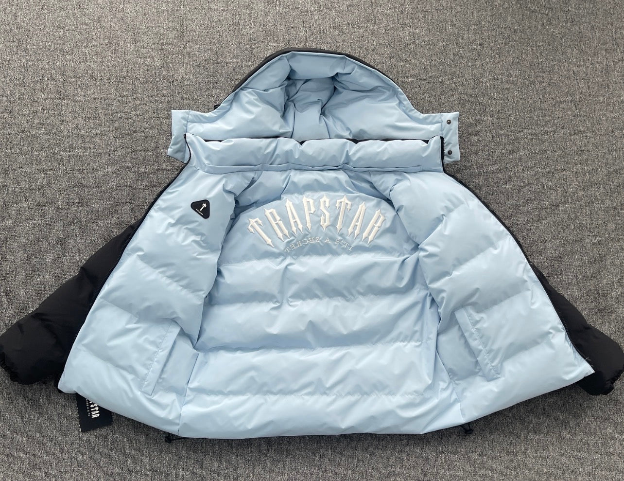 Trapstar Irongate Arch Reversible Puffer Jacket