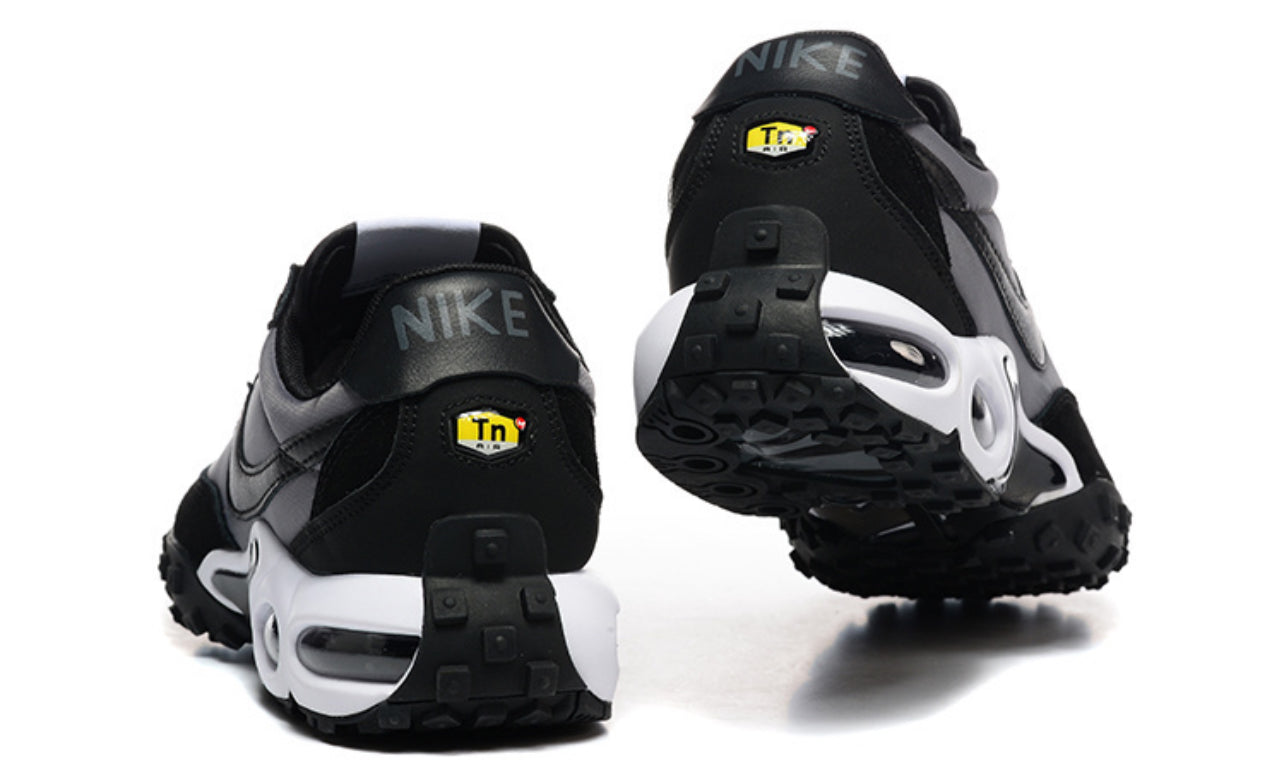 Air Max Waffle Black-Grey