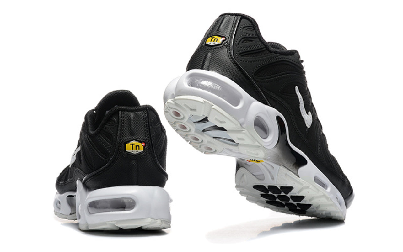 Air Plus TN Black-White