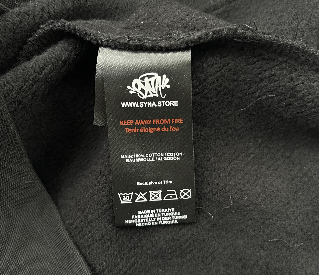 Syna World Hoodies