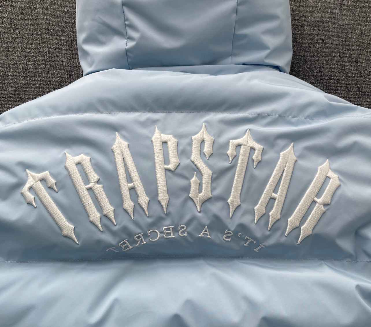 Trapstar Irongate Arch Reversible Puffer Jacket