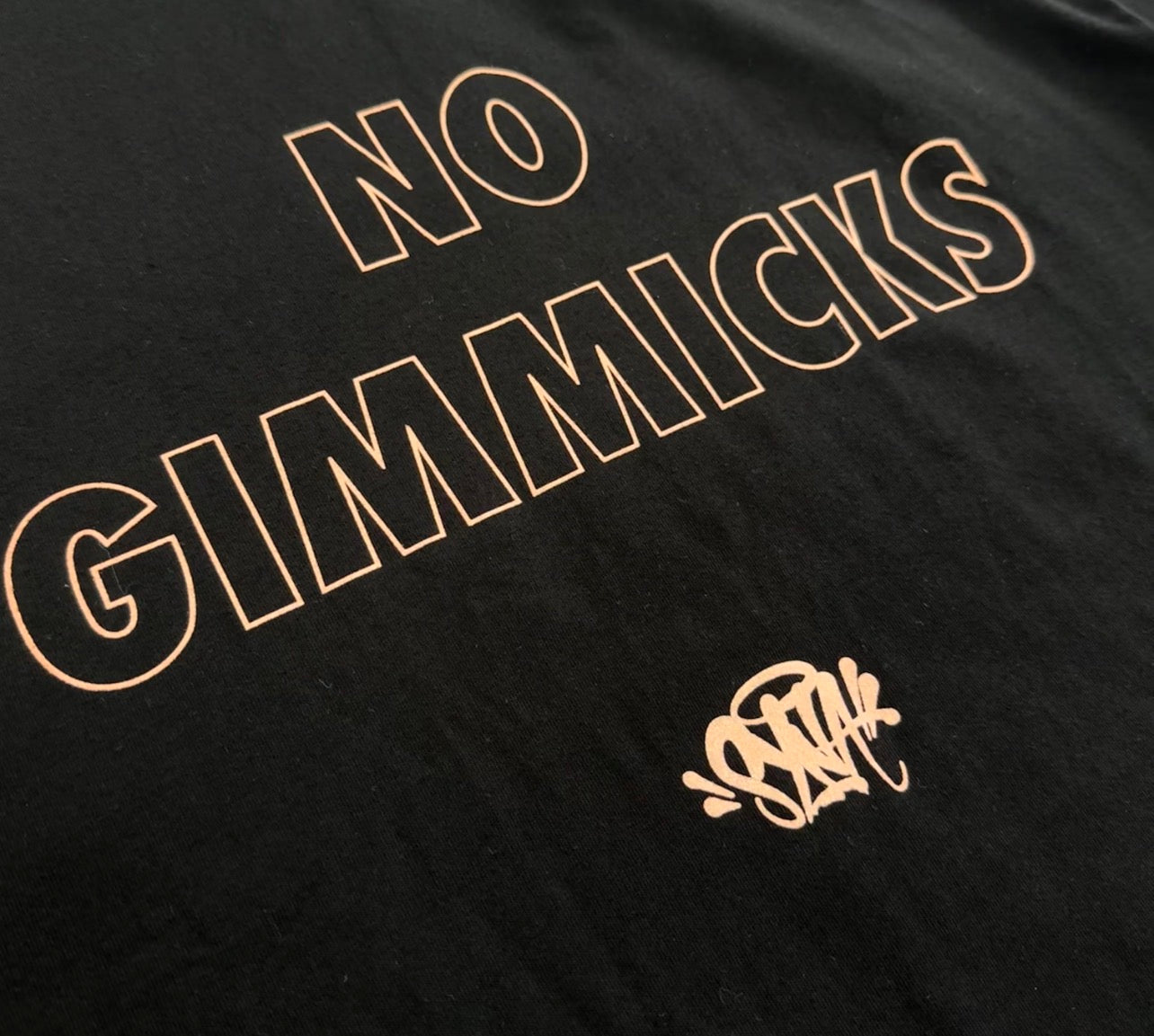 Syna World T-shirts