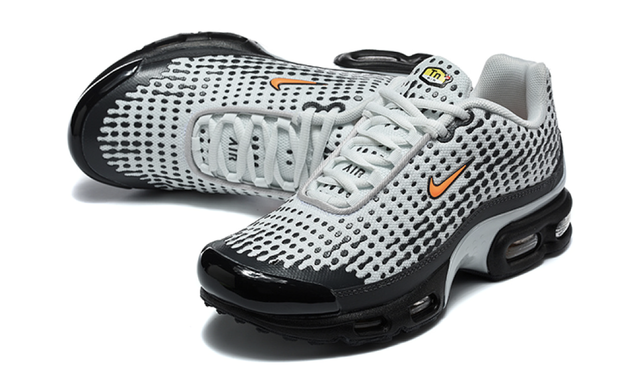 TN Air Max Plus V2 Dot Matrix White